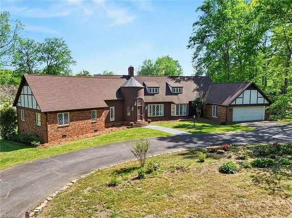 315 Dorado Dr, High Point, NC 27265