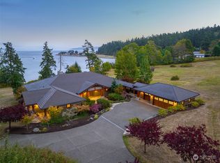 222 Reeder Bay Ln, Coupeville, WA 98239
