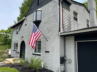 607 Castle Blvd, Akron, OH 44313