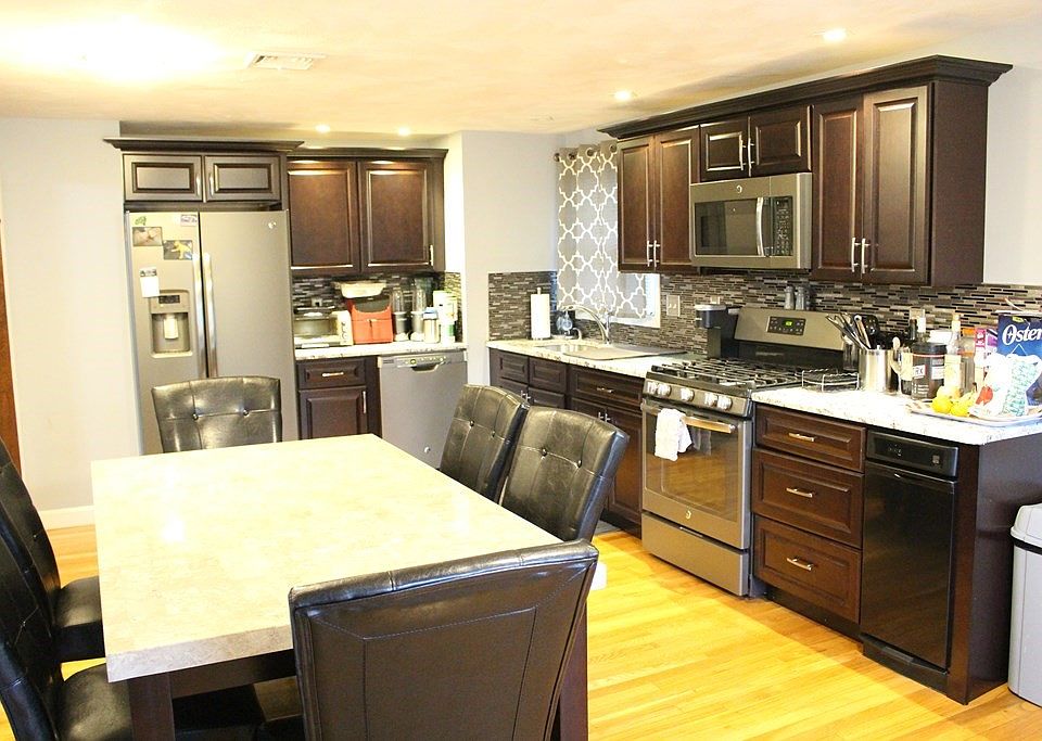 88 Grover St, Everett, MA 02149 Zillow