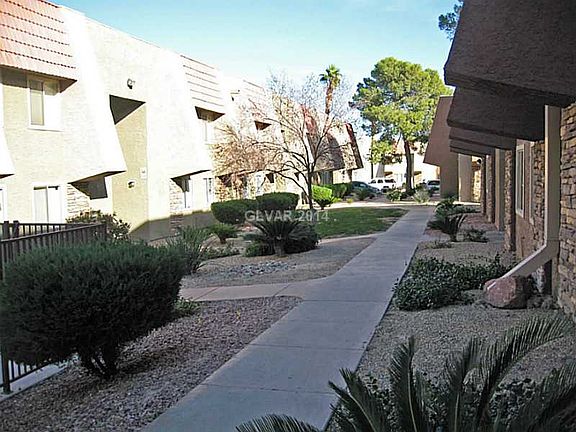 4th image of 4421 Alexis Dr Unit 432