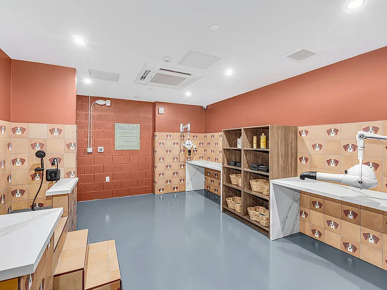 Groom Room