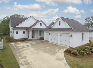 390 Fruit Tree Ln, Fairhope, AL 36532
