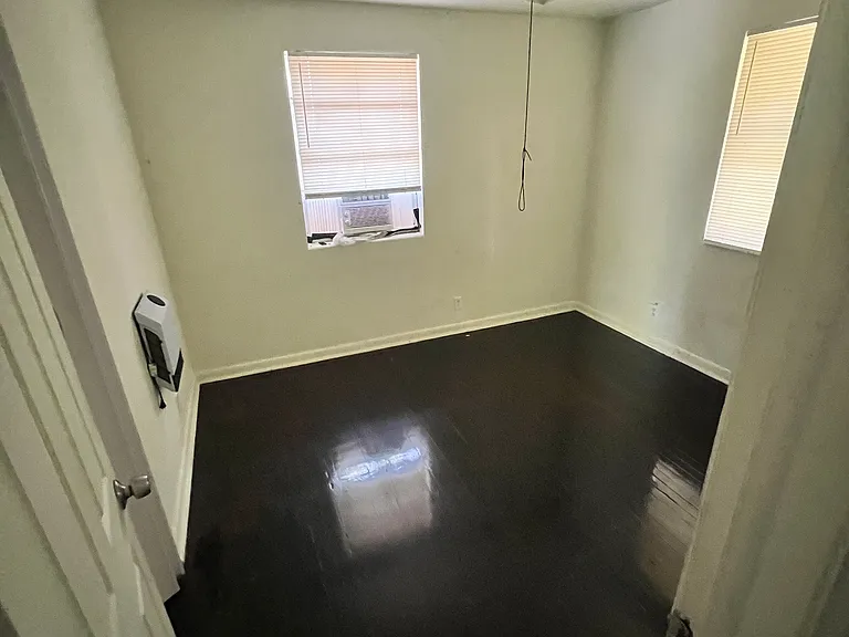 3505 Chase Ave #3 — Photo 7