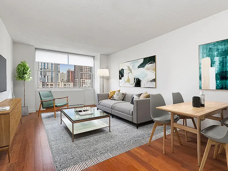 1675 York Ave #32C — Photo 2