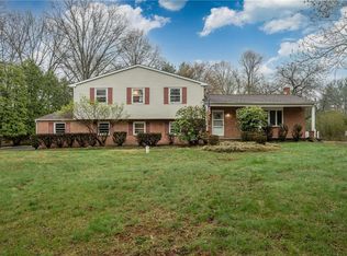 65 N Woods Ln, Doylestown, PA 18901