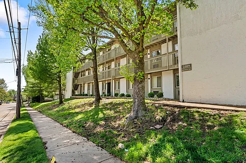 2119 Bellevue Ave #1 Photo 1