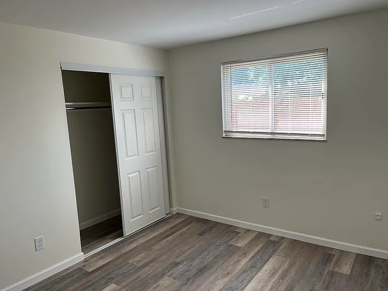 316 E William St #4 — Photo 11