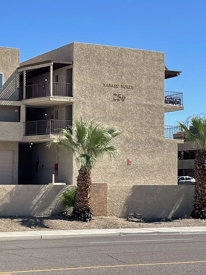 LAKE0256-C57 — Photo 1