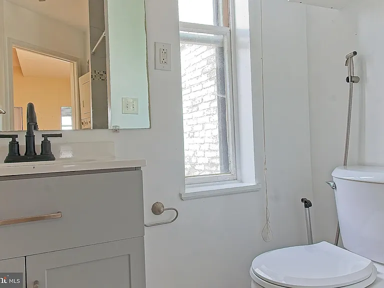 1735 Park Ave #3 — Photo 12