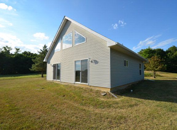 2nd image of 10554 Wildflower Dr