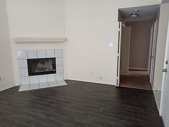 4th image of 4451 Posada Dr