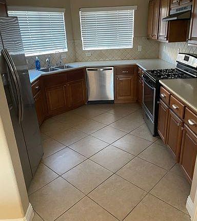 3rd image of 8927 Mossy Hollow Ave