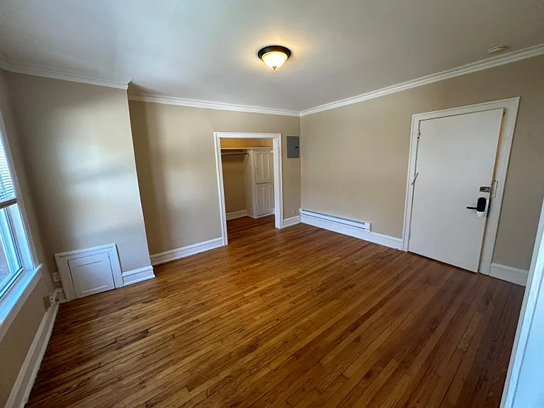 8302 Lake Ave — Photo 1