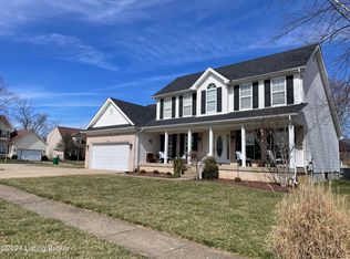 6701 Cassidy Cir, Louisville, KY 40229