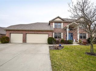 108 Deeter Dr, Clayton, OH 45315