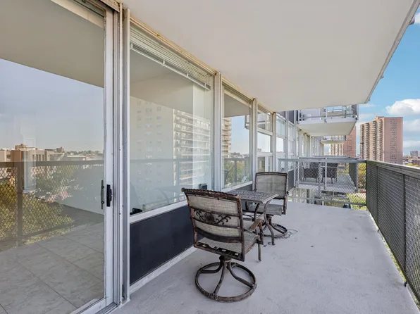 6050 Blvd East image 12 of 19