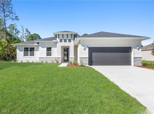 300 NW 4th Ave, Cape Coral, FL 33993