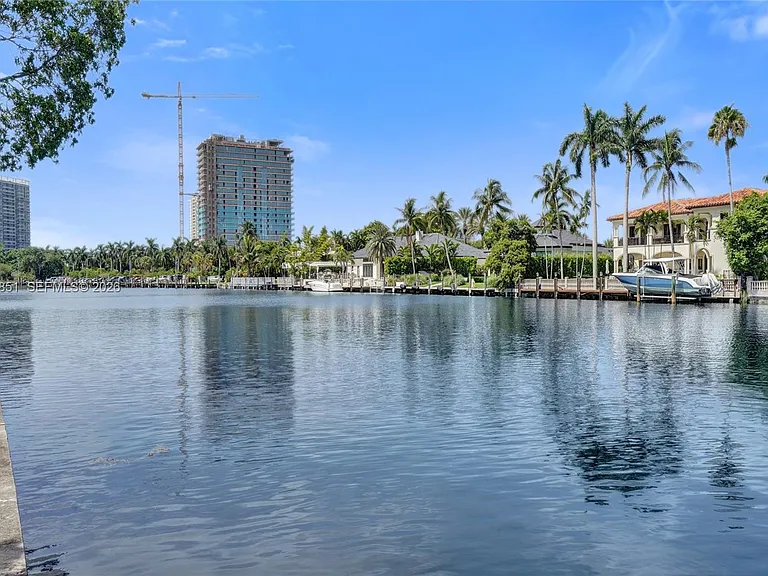 2000 Atlantic Shores Blvd #207 — Photo 30
