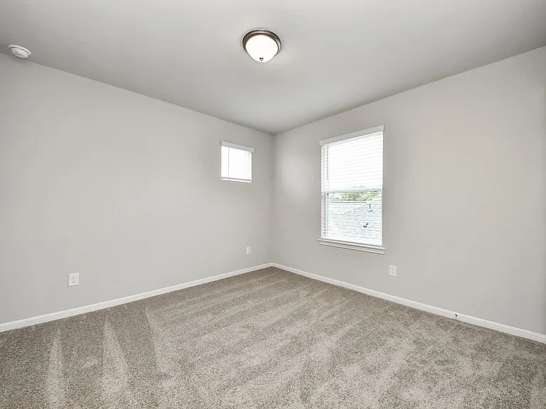 22826 Xanthos St — Photo 40