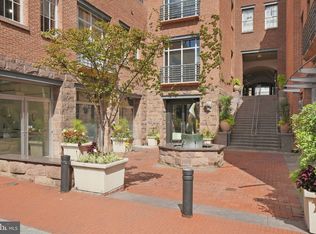 3336 Cadys Aly NW #201, Washington, DC 20007