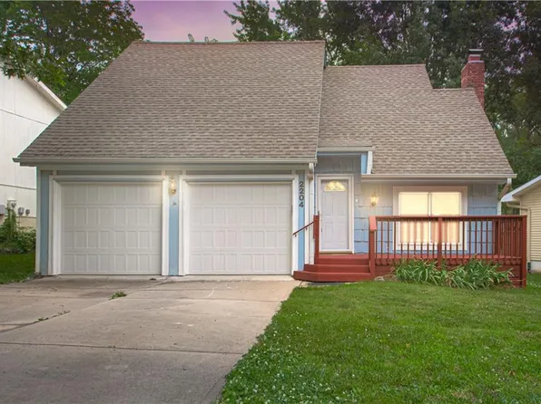 2204 NW 64th Ter, Kansas City, MO 64151