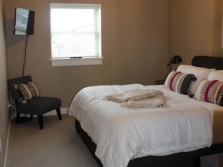17 S 2nd St #3 — Photo 7