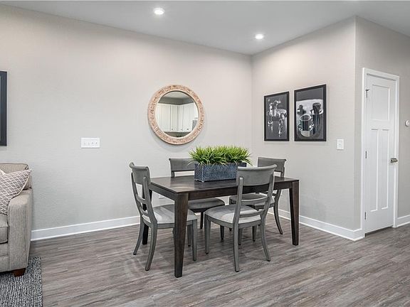 5th image of 102 Stegg St #4B
