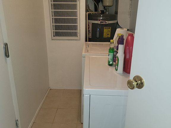 4th image of 12121 105th Avenue Ct E APT D