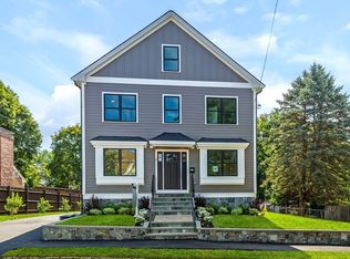12 Brook Ave, Wakefield, MA 01880