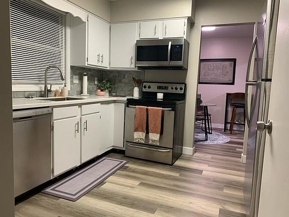 4th image of 341 Northland Dr