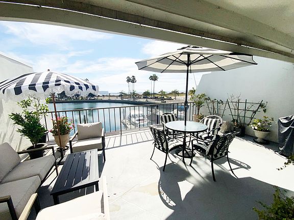 2nd image of 6 Antigua Ct
