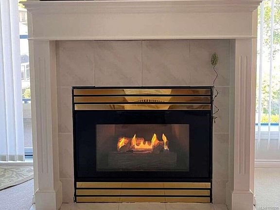 3rd image of 1063 Southgate St #402