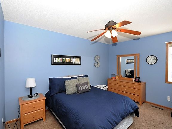 5th image of 15870 Osmium St NW