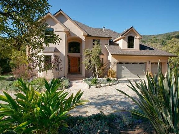 Built in 2009 - Beautiful