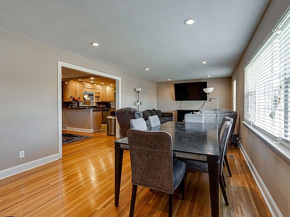 4th image of 1517 Rosebud Dr