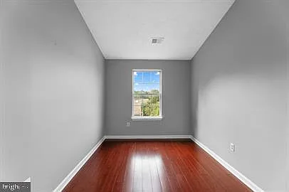 10907 Daniel Sim Ct — Photo 13