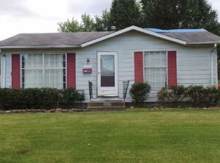 1005 W Nixon Dr, O'Fallon, IL 62269