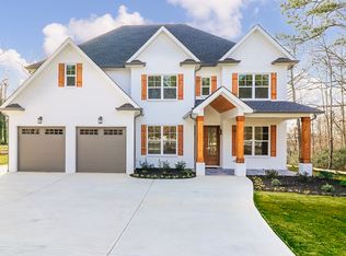 1210 Primrose Park Rd, Sugar Hill, GA 30518