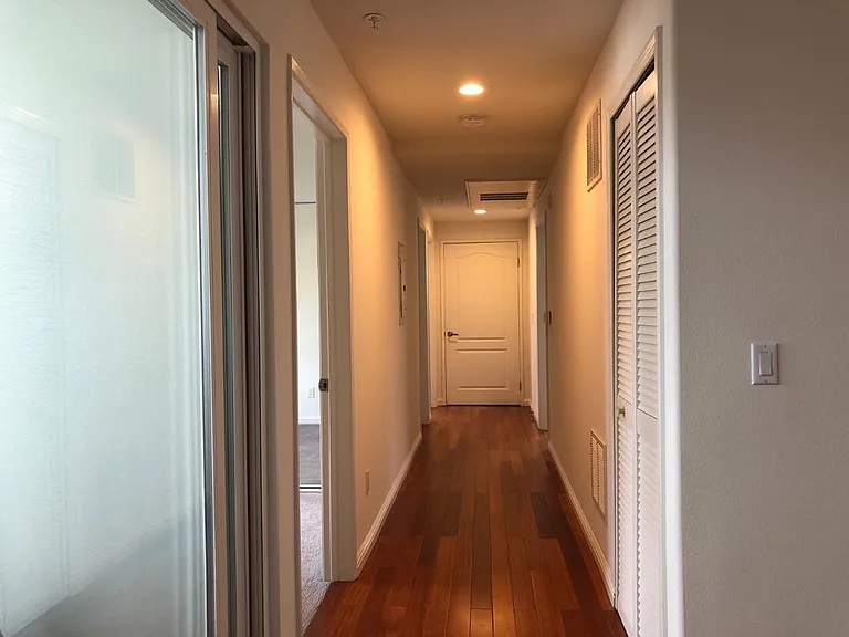 949 S Manhattan Pl #303 — Photo 17