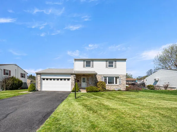 416 Laurelwood Dr, Douglassville, PA 19518