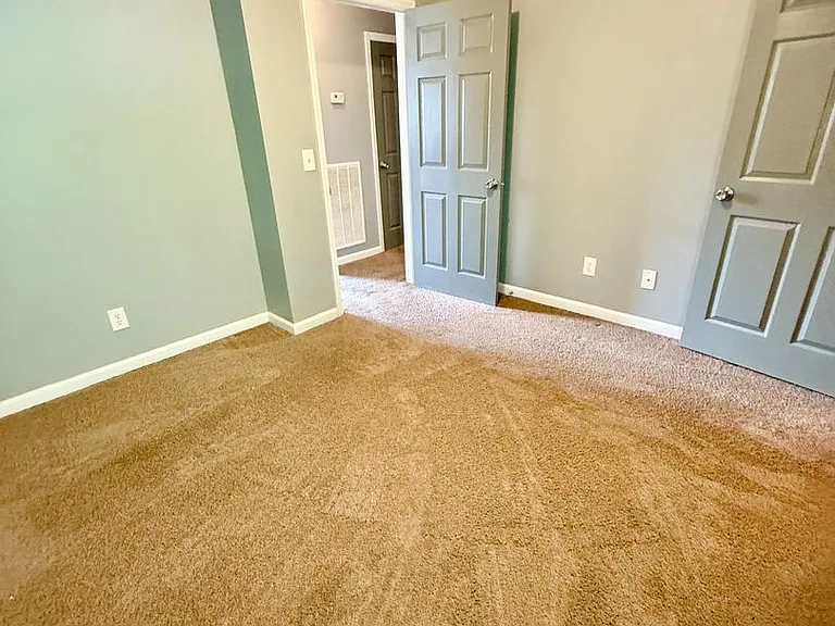 3303 Leslie Ct — Photo 14