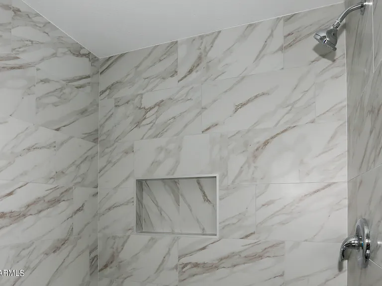 6226 S Hazelton Ln — Photo 14