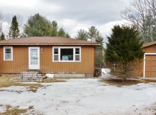 84 Akey Rd, Morrisonville, NY 12962