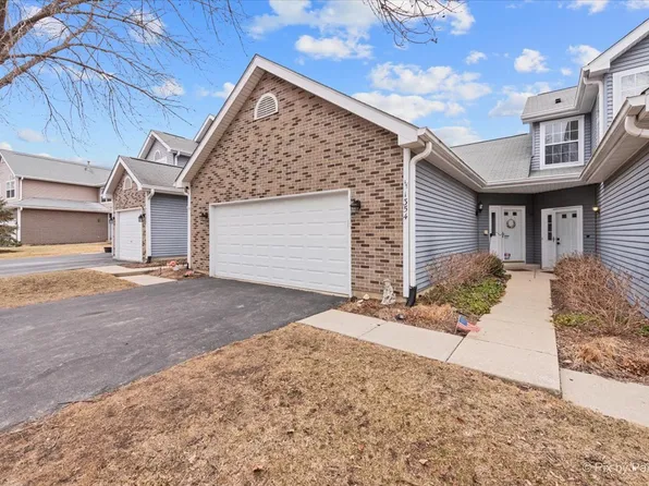 1354 Essex St, Algonquin, IL 60102