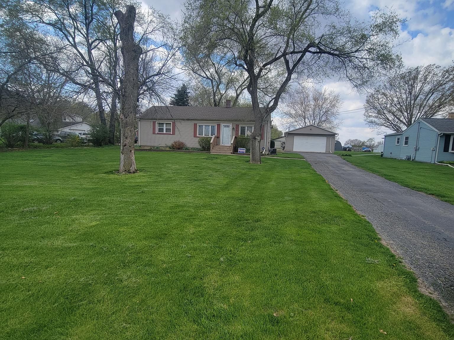 8S414 Barnes Rd, Aurora, IL 60506 Zillow