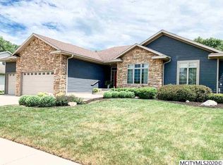 1797 S Rhode Island Ct, Mason City, IA 50401