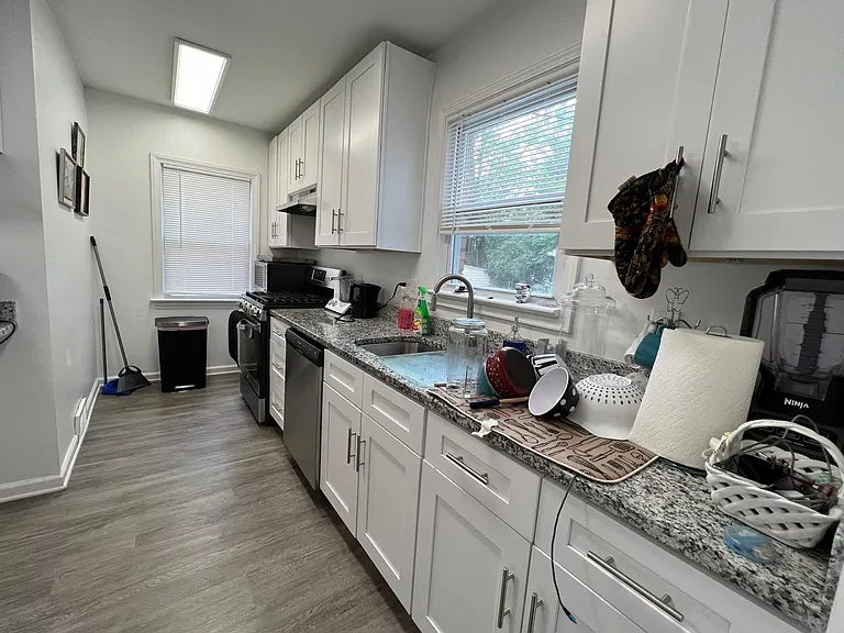3715 Bainbridge Rd — Photo 10