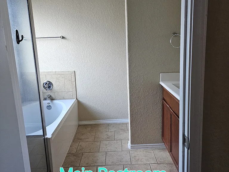 6502 Candlearch Cir — Photo 9