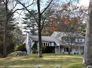 3 Nebo St, Medfield, MA 02052